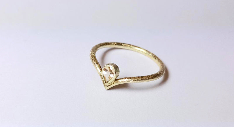 JASMIN saffier druppel ring